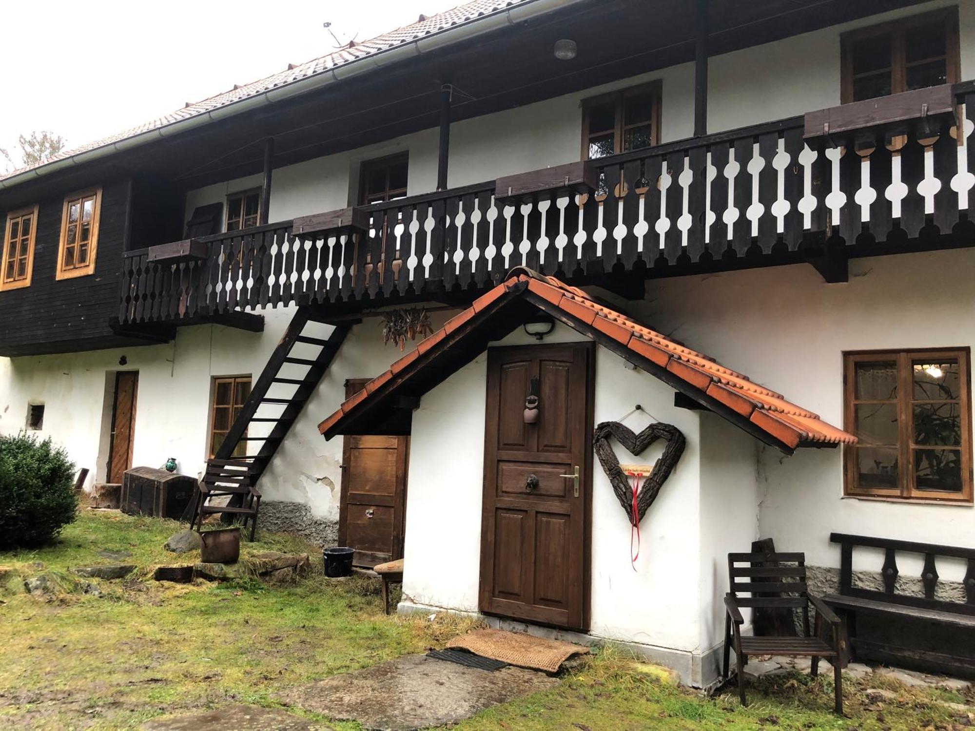 Hotel Chaloupka U Jiriho Nová Pec Exterior foto